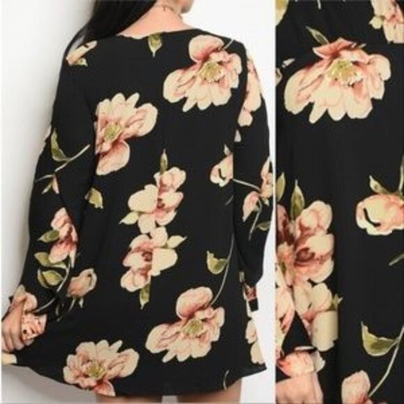 PLUS SIZE FLORAL DRESS - Picture 4 of 4